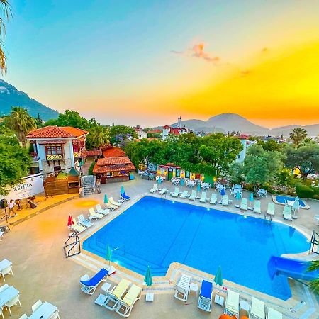 Hotel Zehra Tatil Koeyue Ölüdeniz Exterior foto