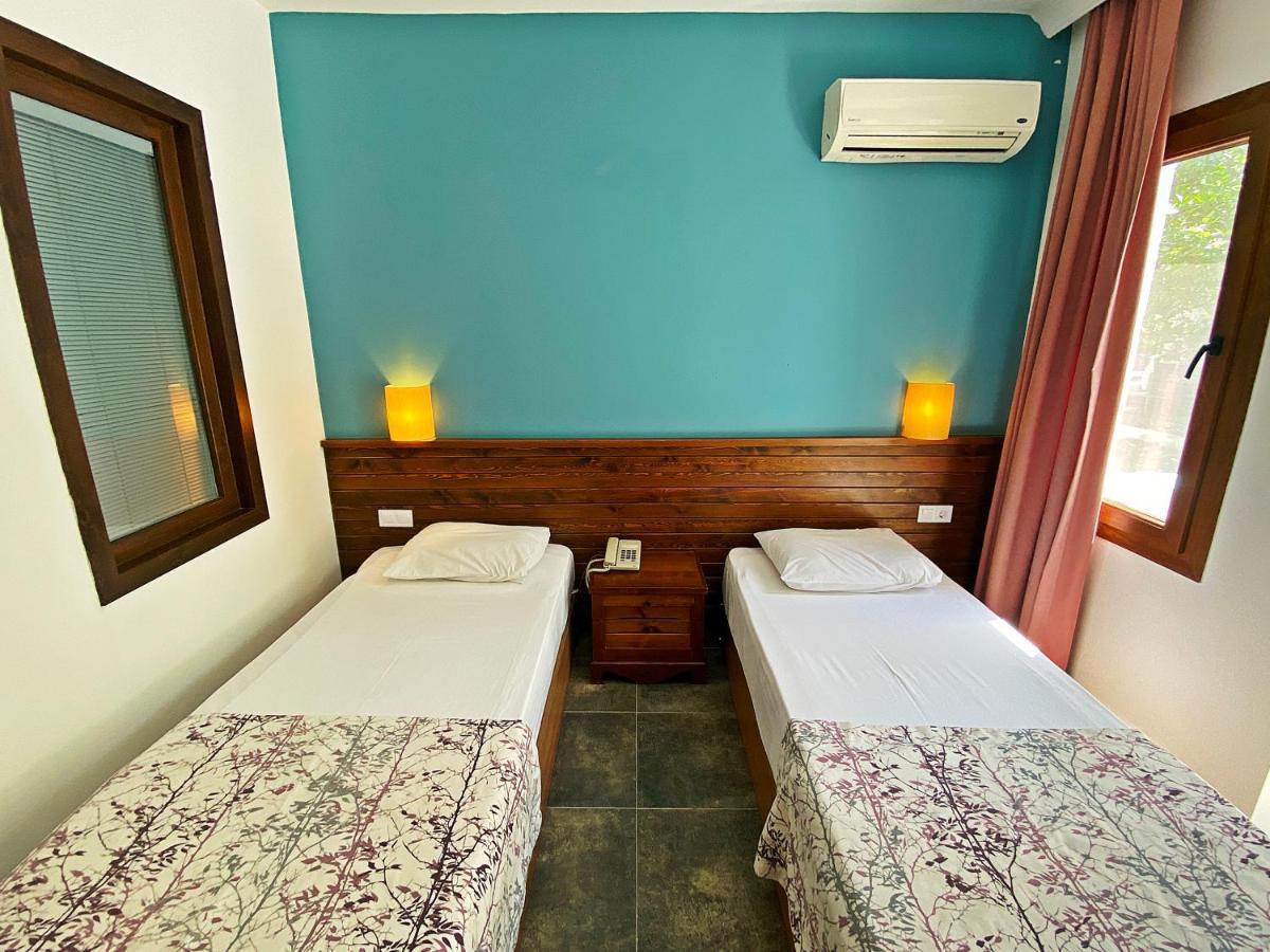 Hotel Zehra Tatil Koeyue Ölüdeniz Exterior foto