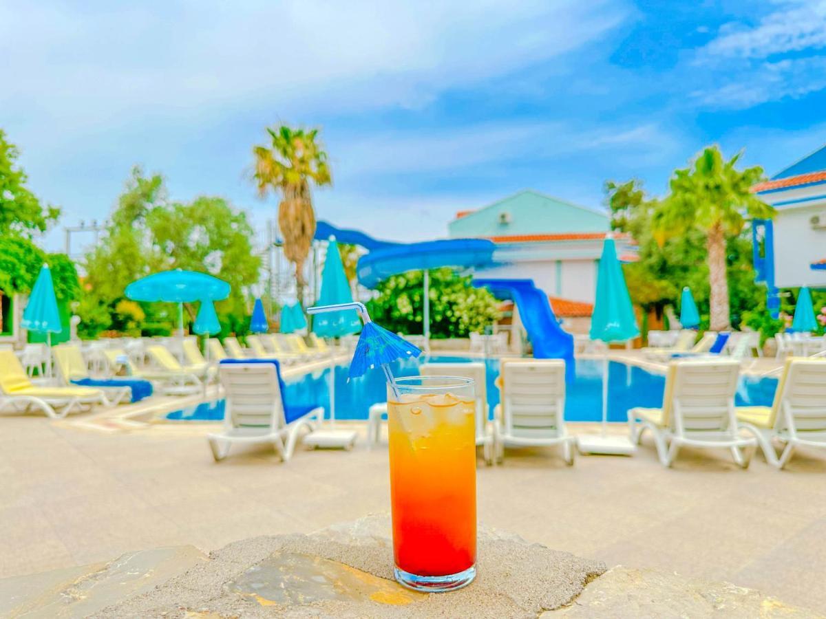 Hotel Zehra Tatil Koeyue Ölüdeniz Exterior foto