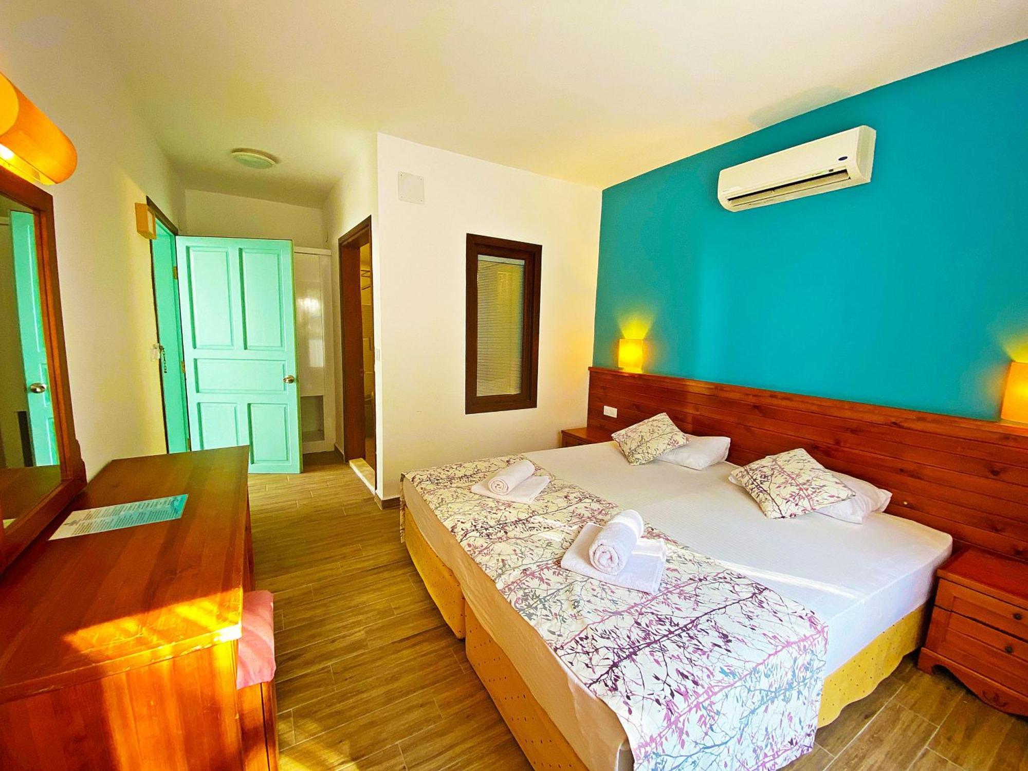 Hotel Zehra Tatil Koeyue Ölüdeniz Exterior foto