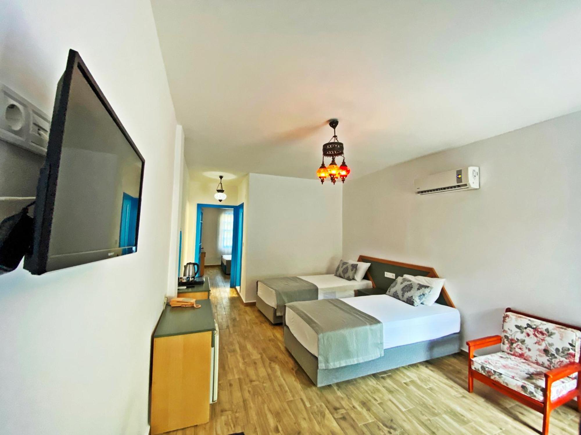 Hotel Zehra Tatil Koeyue Ölüdeniz Exterior foto